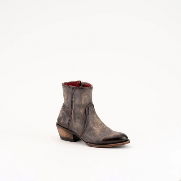 New Arrivals Ferrini Women's Stacey-Distressed Chocolate New Arrivals Ferrini Women's Stacey-Distressed Chocolate