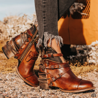 FREEBIRD STYLISH OUTLET WOMEN'S CRUE-COGNAC | STYLISH OUTLET  FREEBIRD STYLISH OUTLET WOMEN'S CRUE-COGNAC | STYLISH OUTLET