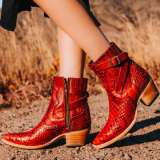 FREEBIRD STYLISH OUTLET WOMEN'S MORGAN-RED PYTHON | STYLISH OUTLET  FREEBIRD STYLISH OUTLET WOMEN'S MORGAN-RED PYTHON | STYLISH OUTLET