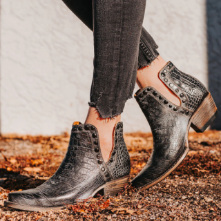 FREEBIRD STYLISH OUTLET WOMEN'S MANDY-ICE SNAKE | STYLISH OUTLET  FREEBIRD STYLISH OUTLET WOMEN'S MANDY-ICE SNAKE | STYLISH OUTLET