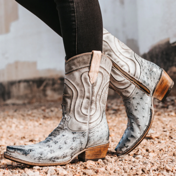 FREEBIRD STYLISH OUTLET WOMEN'S WARRICK-ICE OSTRICH MULTI | STYLISH OUTLET  FREEBIRD STYLISH OUTLET WOMEN'S WARRICK-ICE OSTRICH MULTI | STYLISH OUTLET