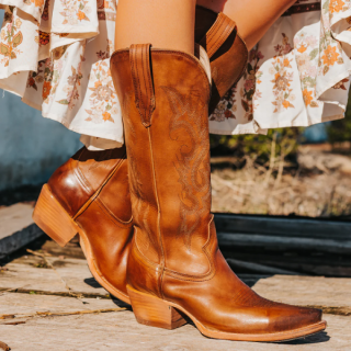 FREEBIRD STYLISH OUTLET WOMEN'S WOODLAND-TAN | STYLISH OUTLET  FREEBIRD STYLISH OUTLET WOMEN'S WOODLAND-TAN | STYLISH OUTLET
