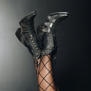 LANE | WOMEN'S SHOWDOWN-Jet Black