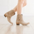 LANE | WOMEN'S SARATOGA BOOTIE X WEST DESPERADO-Latte Roughout