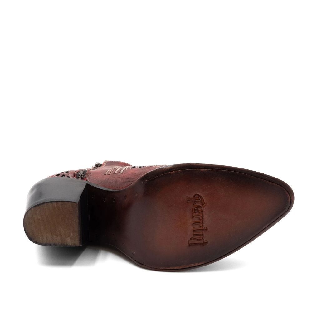 New Arrivals Ferrini Women's Savannah-Red