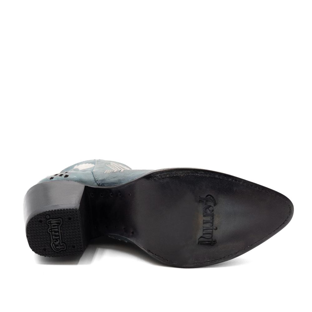 New Arrivals Ferrini Women's Savannah-Blue