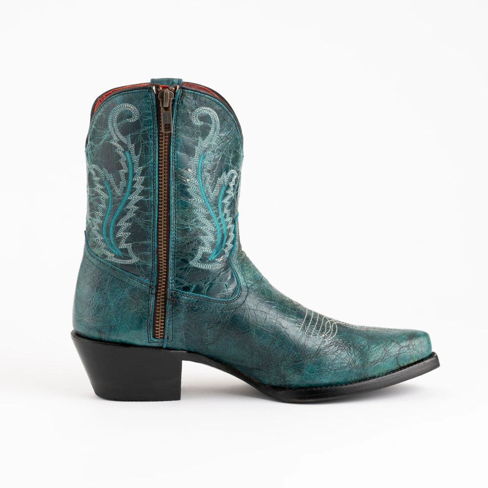 New Arrivals Ferrini Women's Molly-Teal