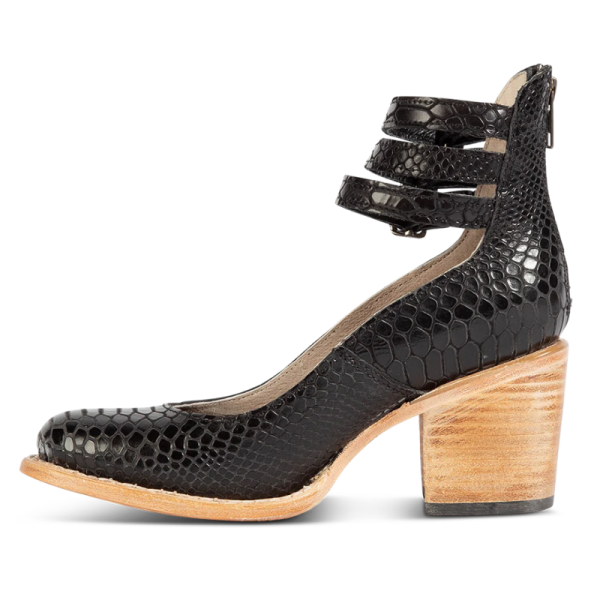 FREEBIRD STYLISH OUTLET WOMEN'S RANDI-BLACK SNAKE | STYLISH OUTLET
