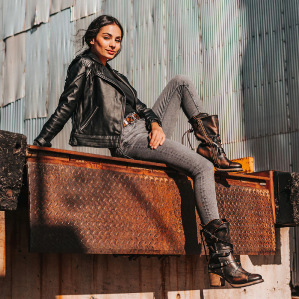 FREEBIRD STYLISH OUTLET WOMEN'S CORA-BLACK | STYLISH OUTLET