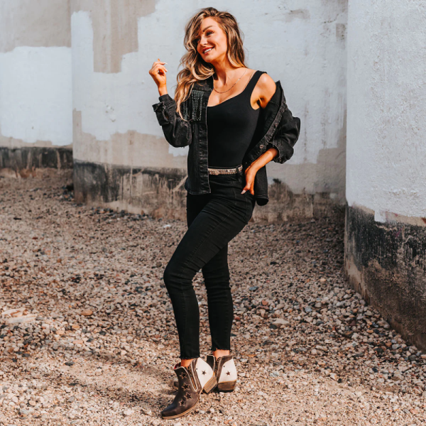 FREEBIRD STYLISH OUTLET WOMEN'S WEAVER-BLACK MULTI | STYLISH OUTLET