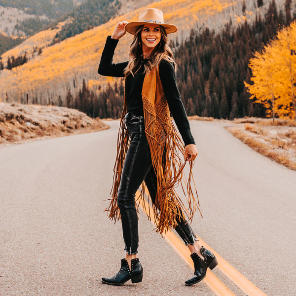 FREEBIRD STYLISH OUTLET WOMEN'S MANDY-BLACK SNAKE | STYLISH OUTLET
