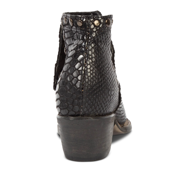 FREEBIRD STYLISH OUTLET WOMEN'S MANDY-BLACK SNAKE | STYLISH OUTLET