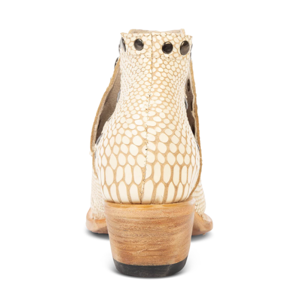 FREEBIRD STYLISH OUTLET WOMEN'S MANDY-WHITE SNAKE | STYLISH OUTLET