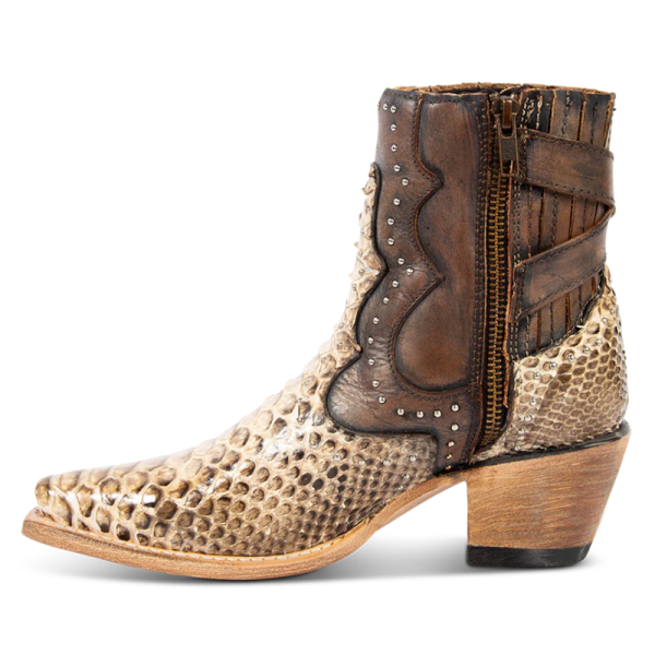FREEBIRD STYLISH OUTLET WOMEN'S MORGAN-BLACK/WHITE PYTHON | STYLISH OUTLET